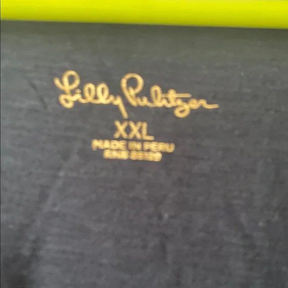 Lilly Pulitzer Black Long Sleeve oversized tee - Picture 2 of 3